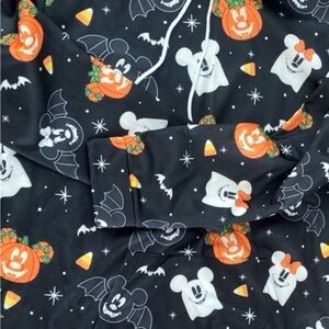 Disney Mickey Halloween Sweatsuit Size Medium. NWOT.